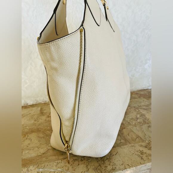 MICHAEL KORS White pebble leather ergo shoulder bag - Picture 3 of 7